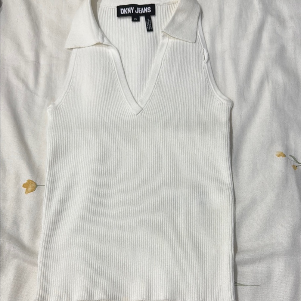 DKNY Ribbed White Knit Top